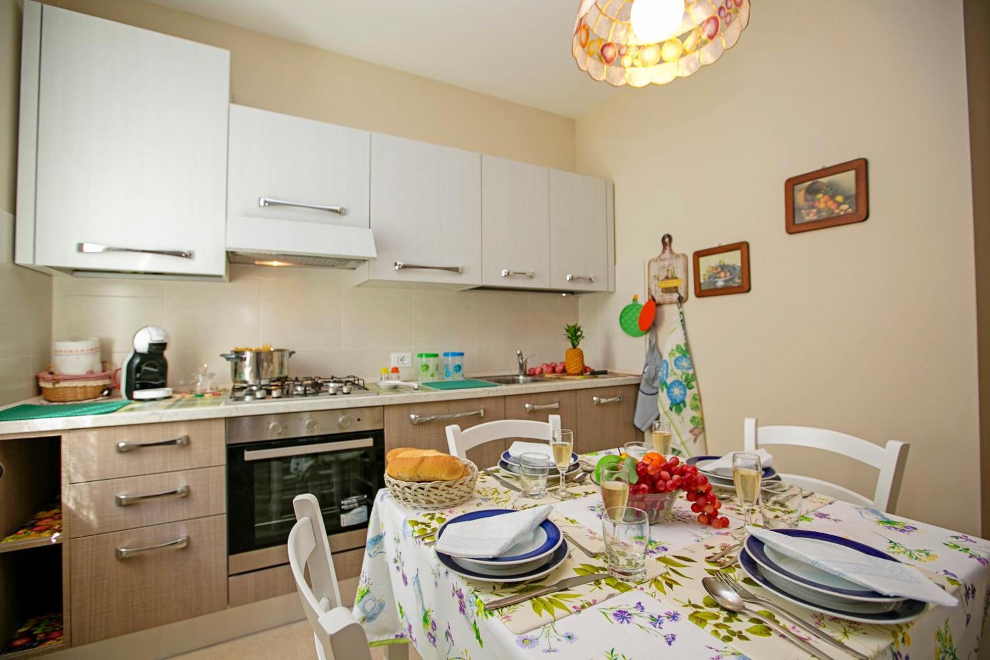 Villa Mimosa - Appartamento 2 - Happy Rentals Desenzano del Garda Bagian luar foto