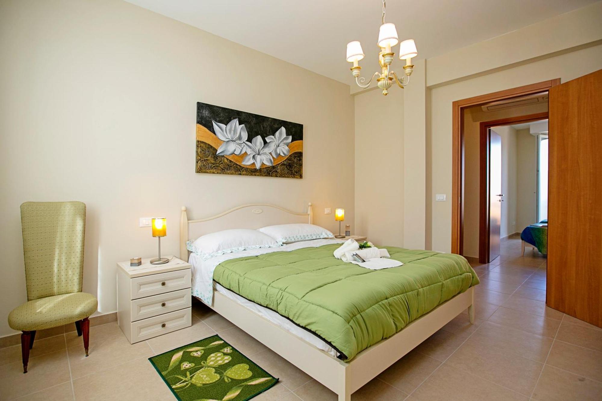 Villa Mimosa - Appartamento 2 - Happy Rentals Desenzano del Garda Bagian luar foto