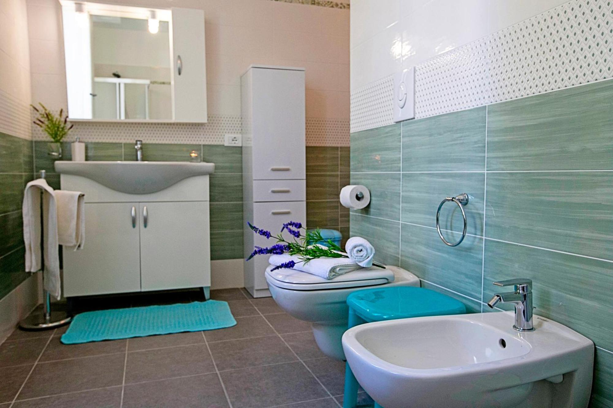 Villa Mimosa - Appartamento 2 - Happy Rentals Desenzano del Garda Bagian luar foto