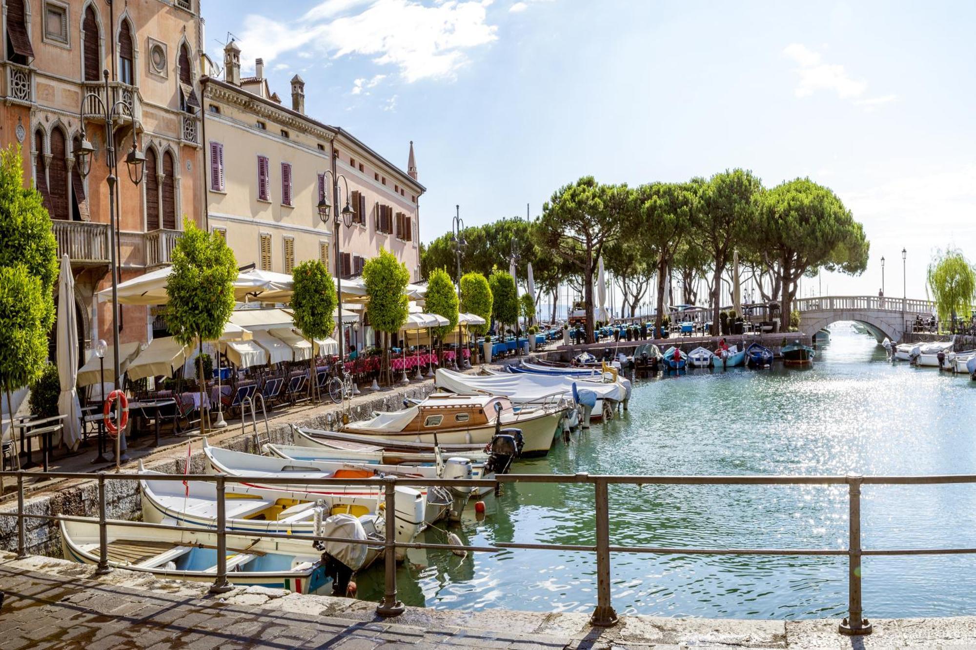 Villa Mimosa - Appartamento 2 - Happy Rentals Desenzano del Garda Bagian luar foto
